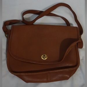 Vintage Coach Crossbody Handbag in Tan